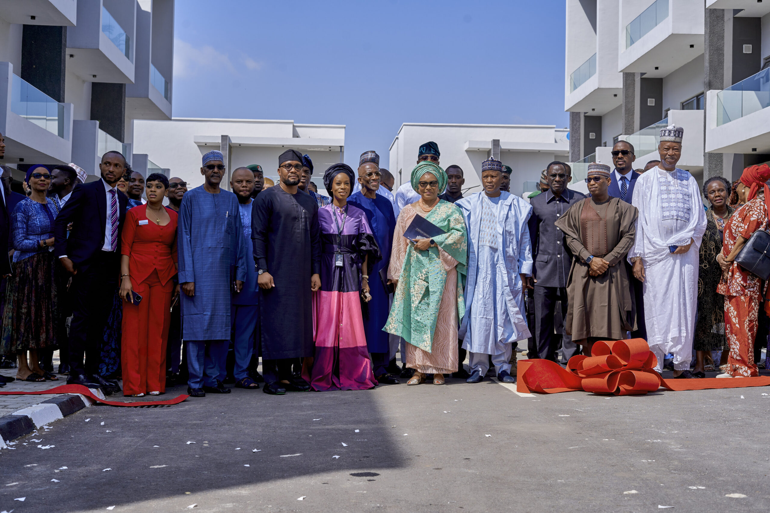 7-Fifteen Lakeside Estate Commissioning